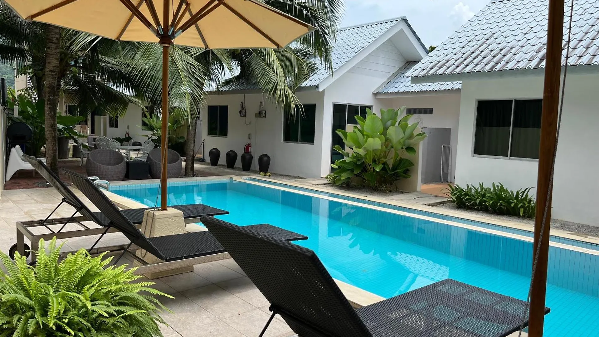 The Fint Hus Villa Pantai Cenang