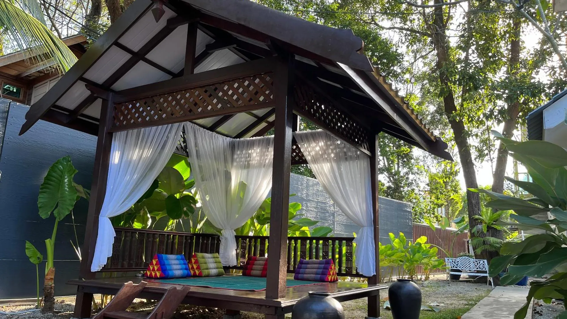 The Fint Hus Villa Pantai Cenang  Malesia