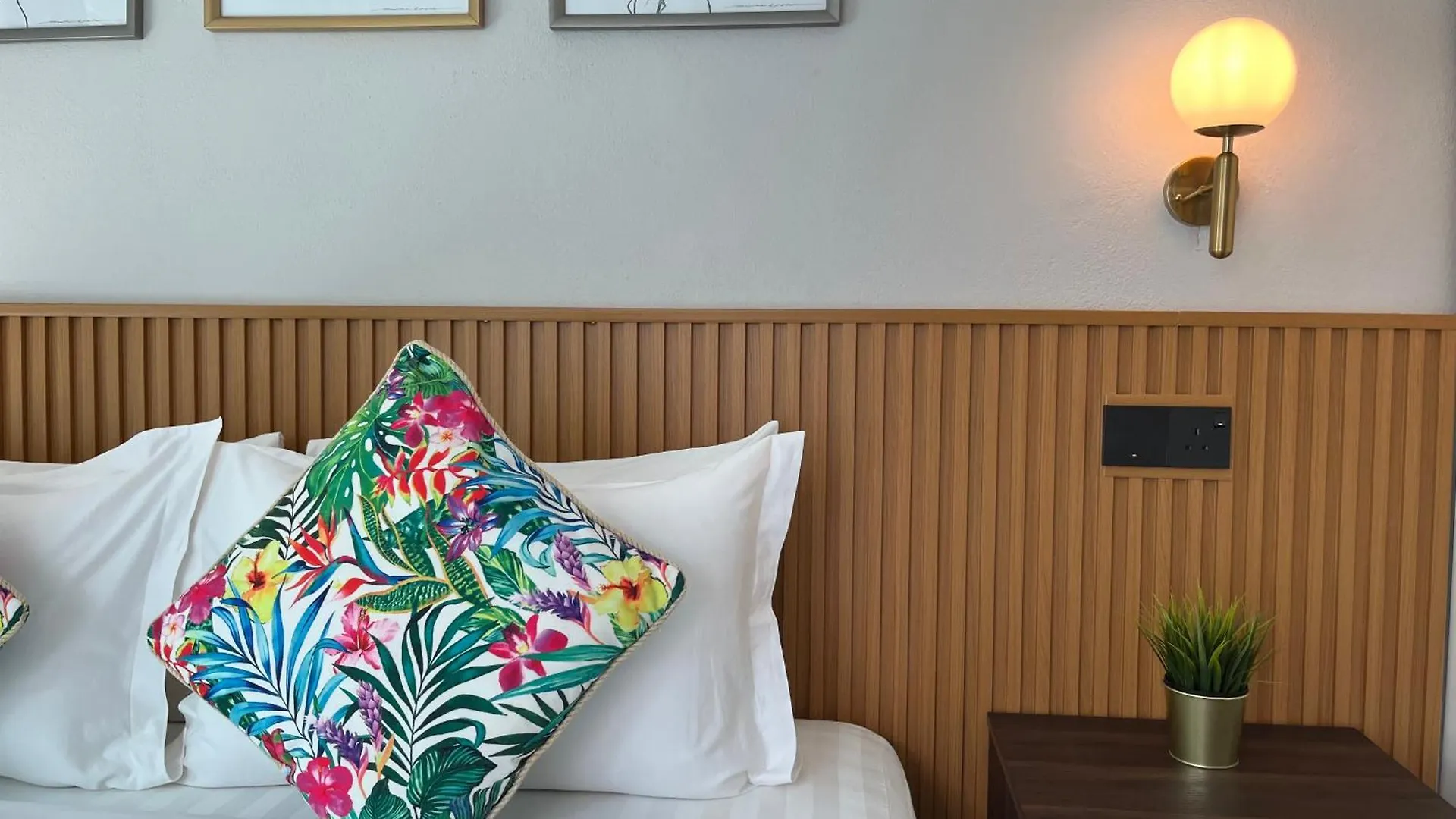 The Fint Hus Villa Pantai Cenang